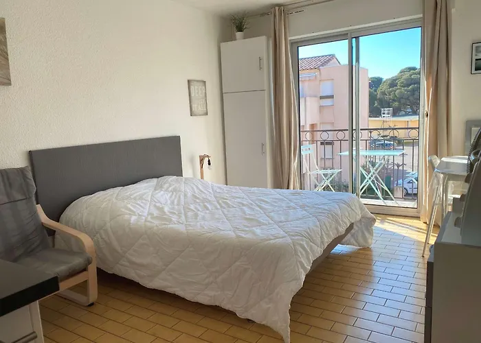 Rénové Climatisé Avec Balcon, Parking Et Wifi à - Fr-1-553-66 Apartamento